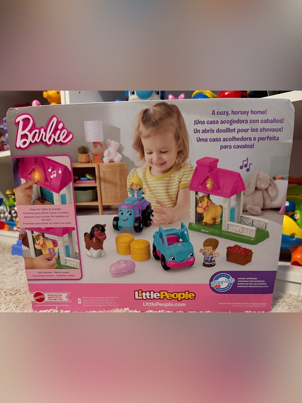 Fisher-Price Little People Barbie Horse Stable Playset - New in Box - Picture 2 of 2